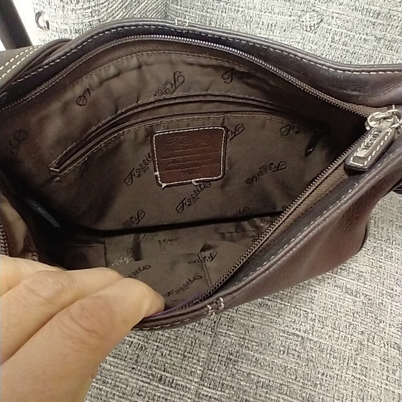 Fossil Women's Brown Leather Hobo Handbag. Excellent condition #75082 - Picture 6 of 12